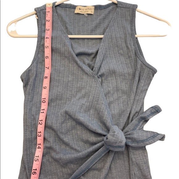 Love Wins Blue sz XS Top Deep V- Neck NWT Sleeveless Ribbed Knot Detail Modest - Picture 9 of 14